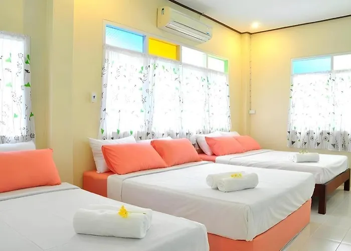 รีสอร์ท At Suanphung
