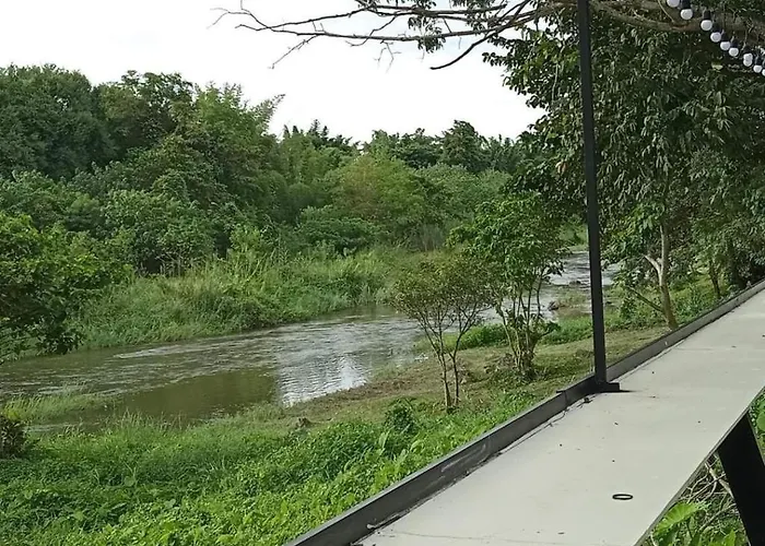 At Suanphung รีสอร์ท