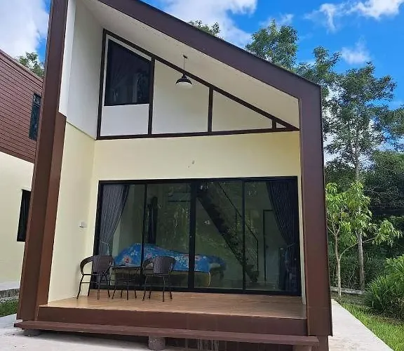 Resort At Suanphung