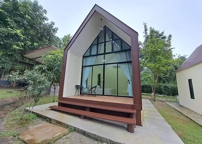 Resort At Suanphung
