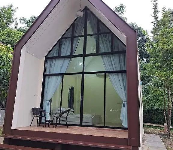 Resort At Suanphung Na Khun Saen